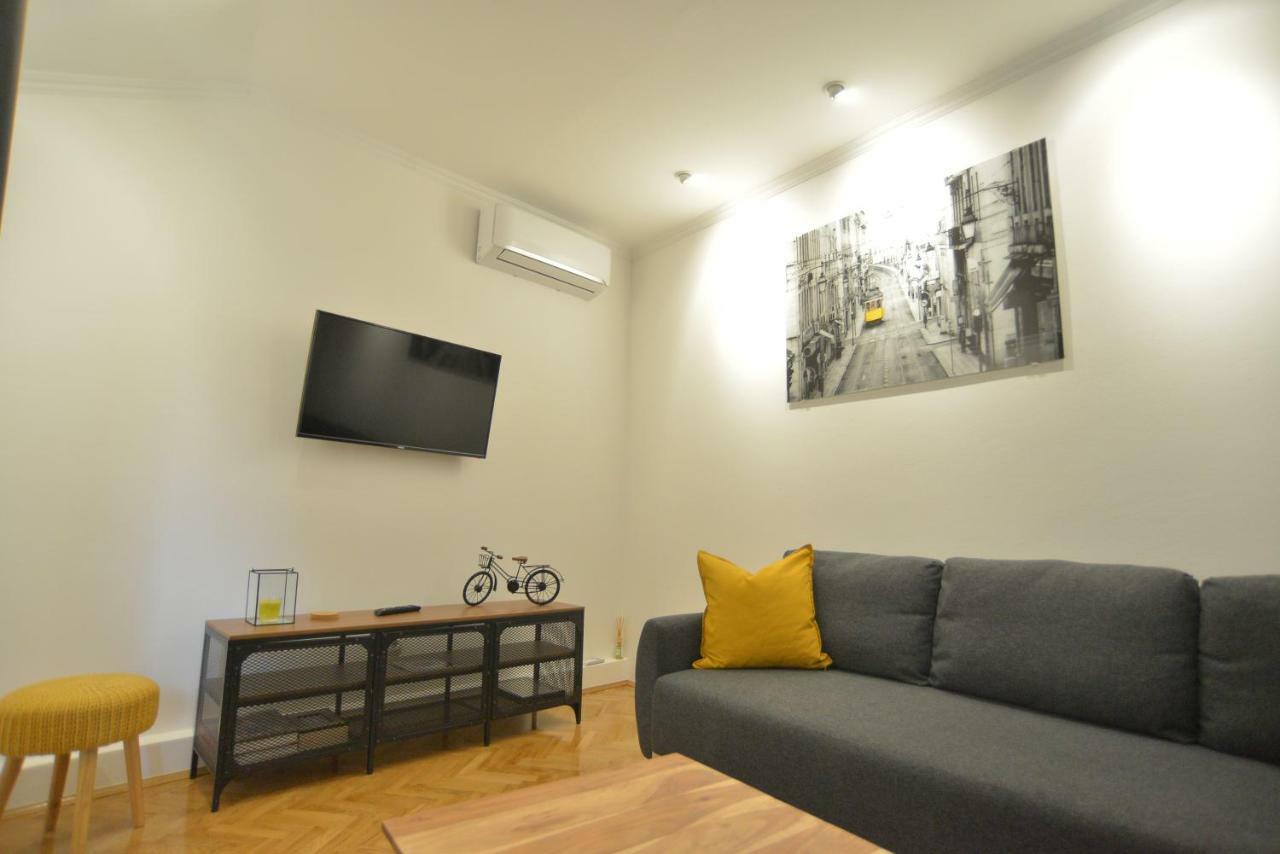 Apartman Lena Dakovo Exterior foto